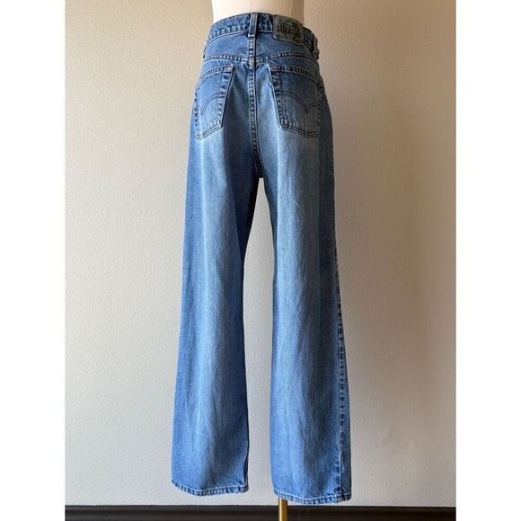 levi's 90s silvertab high rise loose fit student jeans - Picture 3 of 9